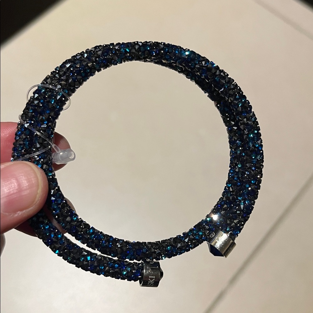 Swarovski Blue Crystal Beaded Bracelet- like new excellent condition - Picture 4 of 9